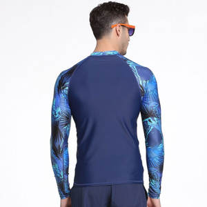 ชุดป้องกันผดผื่นสำหรับผู้ชายชุดฝึก MMA แบบรัดรูปพร้อมพิมพ์โลโก้ตามสั่ง - Product Image 5