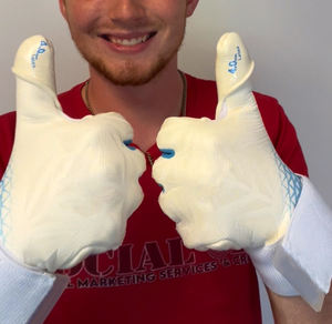 Gants de gardien de but de football personnalisables, respirants, en latex de contact de 4 mm, professionnels, imperméables, réglables pour l'extérieur - Product Image 2