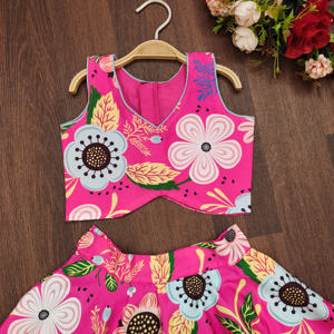 Robe ethnique élégante Shoryam Fashion pour enfants, Lehenga Choli floral - Coton mélangé rose, longueur au sol, séchage rapide, pour les fêtes, pour Diwali - Product Image 2