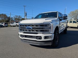 Asientos de cuero para limpieza Ford 2023 Super Duty, techo corredizo panorámico, dirección izquierda, - Product Image 6