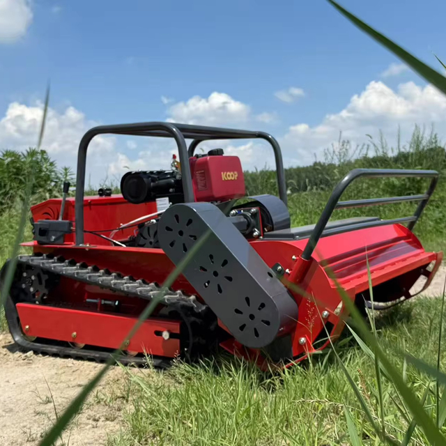 Remote Flail Lawn Mower with Blades Diesel Engine Robot Grass Cutter Forestry Mulcher