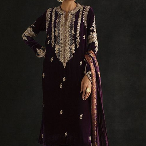 Nouvelle broderie sur longue robe élégante de KURTA, robe de PLAZO ornée de perles de verre de cristal, DABKA, travail pour les tenues de fête/mariage @ 2022 - Product Image 1