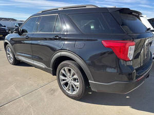 Ford Explorer 2023 d'occasion en excellent état - Product Image 3