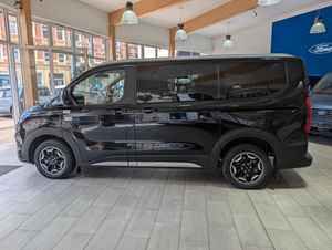 FORD TOURNEO CUSTOM L1 MPV 2025 Usado, Transporte de Pasajeros, 150hp, Transmisión Automática, Exportación, FORD TOURNEO, Furgoneta de Pasajeros - Product Image 2