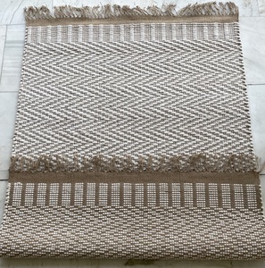 Intérieurs modernes de luxe Tapis Dhurrie tissé à la main en laine de jute tissé à plat Couleurs naturelles Prix d'usine pour salle de prière Fabriqué en Inde - Product Image 2