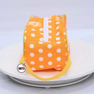 Venta al por mayor de alta calidad directo de fábrica nueva llegada pequeños puntos de impresión patrón de algodón bolsa de maquillaje con cremallera de metal con asa - Product Image 6