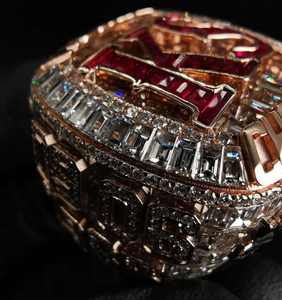 Bague de championnat PSC pour homme, personnalisée de luxe, style Hip Hop, avec initiale, sertie pavé de moissanite VVS taille brillant, plaquée rhodium, effet glacé - Product Image 6