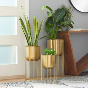 2024 recién llegado maceta de Metal decorativa para interiores suministro a granel del fabricante indio contemporáneo para aplicaciones de jardín - Product Image 6