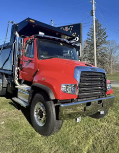 ดีที่สุด!! รถบรรทุกดัมพ์มือสอง Freightliner S 114SD Tri Axle ปี 2023 2024 2025 ราคาประหยัด เครื่องยนต์ดีทรอยต์ 525 แรงม้า เกียร์อัตโนมัติ - Product Image 1