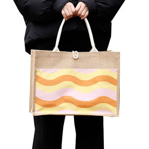 Sac fourre-tout en toile de jute teinte et imprimée, écologique et personnalisé, prix abordable, produit de haute qualité fabriqué en Inde - Product Image 1