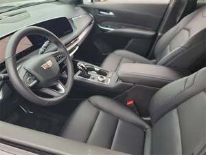 USADO LHD/RHD 2025 CADILLAC XT4 SPORT FWD - Product Image 3