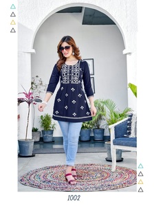 Nueva colección de Parte superior corta bordada de rayón pesado, estampado Digital Floral de algodón elegante, método de tejido de cintura Natural - Product Image 2