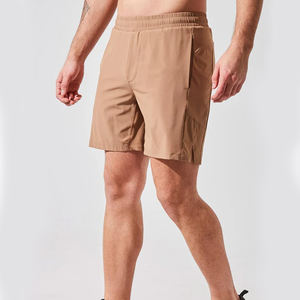 Pantalones cortos informales de verano con logotipo personalizado para hombre con cintura elástica Nueva ropa de calle superventas Impresión personalizada en poliéster - Product Image 2