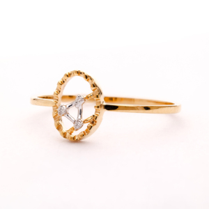 Bague de luxe en or avec cadre ovale et triangle géométrique, cluster de trois pierres, bijoux de fiançailles et de mariage pour femmes - Product Image 4