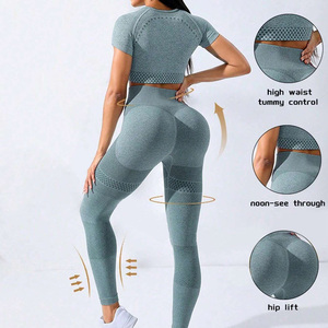 Ensemble t-shirt et legging doux et respirant pour femmes, vêtements de sport personnalisés, vêtements de sport, vêtements de fitness évacuant l'humidité, marque - Product Image 3