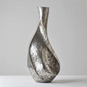 Jarrón de níquel puro ShimmerNest con textura de brillo suave Jarrón de suelo Diseño floral en relieve Decoración para el hogar Declaración de acento - Product Image 3