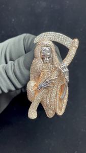 Suministro directo de fábrica Full 3D Santa Muerte Iced Out Hip Hop Style Pendant en plata de ley 925 disponible para precio de exportación - Product Image 2