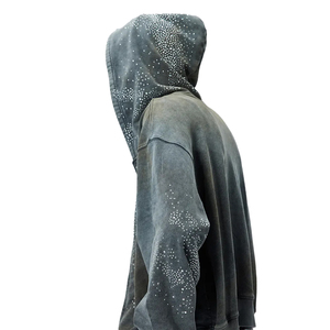 Sudadera con capucha mezclada de algodón Boxy-Fit con diamantes de imitación para hombre de Venta caliente de excelente calidad a la venta - Product Image 2