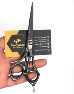 Ciseaux de coiffeur de toilettage professionnels en acier inoxydable avec lame droite et pointe pointue pour la coiffure droitière - Product Image 1