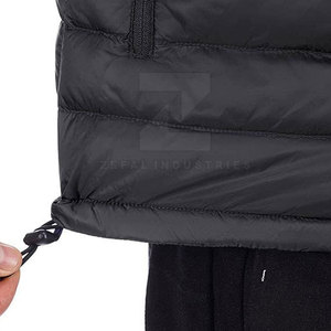 Veste d'hiver matelassée pour homme à contraste de couleurs au design unique avec logo à l'avant Couleurs personnalisées respirantes et écologiques - Product Image 3