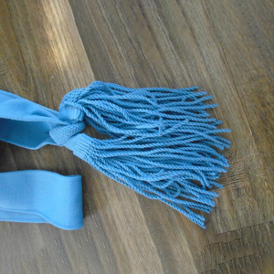 Venta al por mayor de vestido de sombrero de graduación negro adulto estola faja con borla 2025 uniforme escolar vestidos de graduación y gorras de alta calidad - Product Image 3