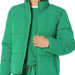 Chaqueta acolchada gruesa de invierno con aislamiento suave, tela duradera y protección cómoda para exteriores. - Product Image 4