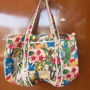 กระเป๋าผ้าดัฟเฟิลกันหนาวสำหรับผู้หญิงขนาดใหญ่ทำจากผ้าฝ้ายบุสองชั้นดีไซน์แบบบล็อก - Product Image 2