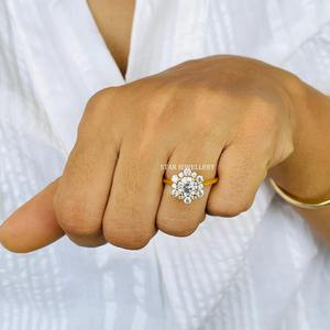 Anillo de compromiso de solitario de diamante CVD de 1 quilate de oro macizo de 14 quilates, anillo de diamante solitario de diamante cultivado en laboratorio de corte redondo de 1 quilate - Product Image 1