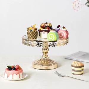 ขาตั้งเค้กโลหะทนทาน ดีไซน์คลาสสิก เหมาะสำหรับการอบขนมที่บ้านและการใช้งานระดับมืออาชีพ - Product Image 2