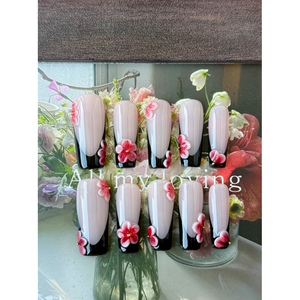 Arte de uñas postizas con diseño de flor de cerezo negro - Product Image 1