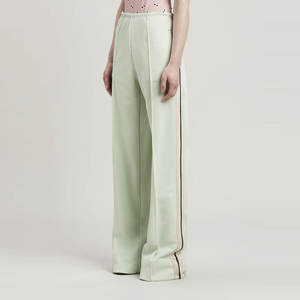 Venta al por mayor, diseñe su propio precio barato, pantalones de chándal Acampanados para mujer, último diseño, pantalones de chándal acampanados de algodón de banco sólido para mujer - Product Image 3