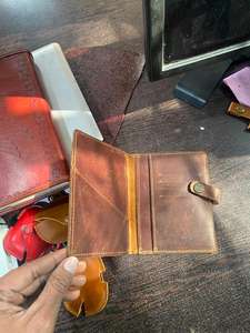 Porte-cartes en cuir sur mesure et porte-cartes de crédit avec bloc-notes et étiquettes en cuir idéales pour les cadeaux et les promotions - Product Image 3