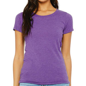 Camiseta de manga corta de Triblend para mujer, camiseta 50% poliéster 25% Airlume peinado y anillo de algodón 25% rayón 40 individual 3,8 oz púrpura - Product Image 4