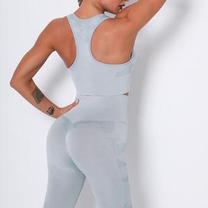 Conjunto de ropa activa de yoga y fitness sin costuras ajustado de 2 piezas de alta elasticidad de alta calidad para mujer de talla grande ODM al por mayor - Product Image 6