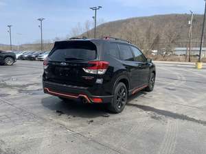 ใช้ค่อนข้างเรียบร้อย2023 Subaru Forester 2.0XT Touring - Product Image 6