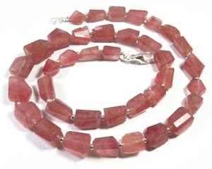 Collier de pierres précieuses en vrac à facettes en quartz fraise de 9 à 13mm avec brin de 37 pièces de pierres précieuses roses naturelles - Product Image 6