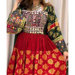Afghan Kuchi Vestido de novia Ropa rosa y borlas multicolores Kuchi Vestido de novia Tribal Vestido afgano - Product Image 6