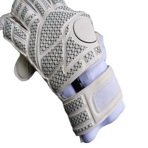 Gants de gardien de but de football avec logo personnalisé Gardien de but professionnel Rouleau de paume allemand en latex Gants de sport coupés au doigt en cuir - Product Image 2