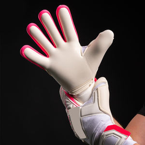 Con correa de cierre ajustable para soporte de muñeca perfecto dedo guardar fútbol atrapar guantes de portero por INCREÍBLES INDUSTRIAS - Product Image 3