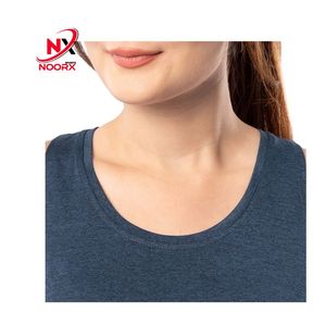 Alta calidad 2025 mujeres multicolor entrenamiento Fitness en blanco liso camiseta sin mangas diseño personalizado y logotipo para Salr hecho en Pakistán - Product Image 1