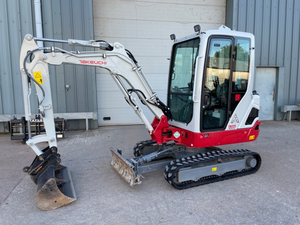 Mini-excavatrice Takeuchi TB225, 2,5 tonnes, compacte, diesel, sur chenilles |   Équipement de construction hydraulique au meilleur prix de gros - Product Image 3