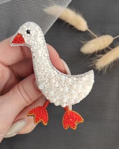 Porte-clés de Noël élégants, magnifiques, faits à la main, écologiques, durables, imperméables, doux, avec broderie perlée et breloque en alliage pour les fêtes - Product Image 6