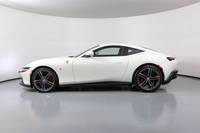 Ferrari Roma 2 portes Coupé d'occasion en gros, meilleur prix, moteur turbo essence, intérieur foncé, conduite à gauche, sièges en cuir, propulsion arrière, régulateur de vitesse adaptatif