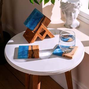 ชุดถาดรองแก้วไม้และเรซินที่เป็นที่ต้องการสูงสีที่กำลังมาแรงจานรองแก้วหินกลมและสี่เหลี่ยมสำหรับบ้านและสำนักงาน - Product Image 1