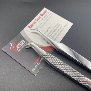 Pinzas de extensión de pestañas de acero inoxidable sostenibles con logotipo personalizado profesional, pinzas de pestañas con punta de fibra, tipo de volumen puntiagudo para extensiones - Product Image 3