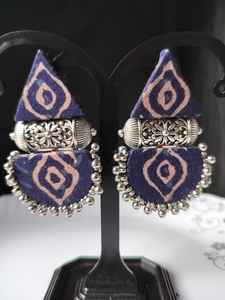 High Quality Handmade Lightweight Fabric Ethnic Dangle Earrings Modern Style Oxidized Silver Alloy Traditional Jewelry Tribal - Product Image 2