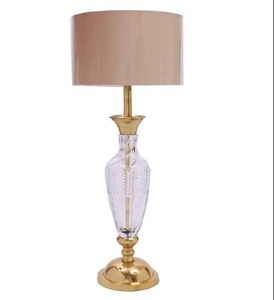 Lámpara de mesa con diseño de elefante de aluminio con acabado dorado, Lámpara decorativa de Metal para interiores para dormitorio, sala de estar, Base de bombilla E14, alimentación de CC/CA - Product Image 4