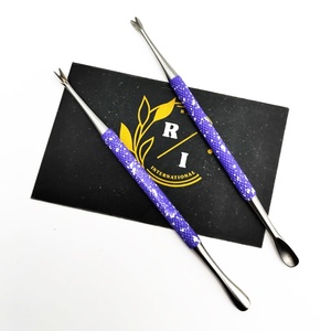 Pousse-cuticules double face haut de gamme, écologique, personnalisable OEM, en acier inoxydable, outil de nail art, boîte de couleur personnalisée - Product Image 4