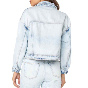 Classic Fit <b>Light</b> Wash Camouflage Breathable Denim <b>Jacket</b> for <b>Women</b> with Embroidery Logo Customization Options - Product Image 2