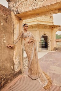 Saree de soirée avec paillettes et séquence multiple pallu avec fil à broder - Product Image 2